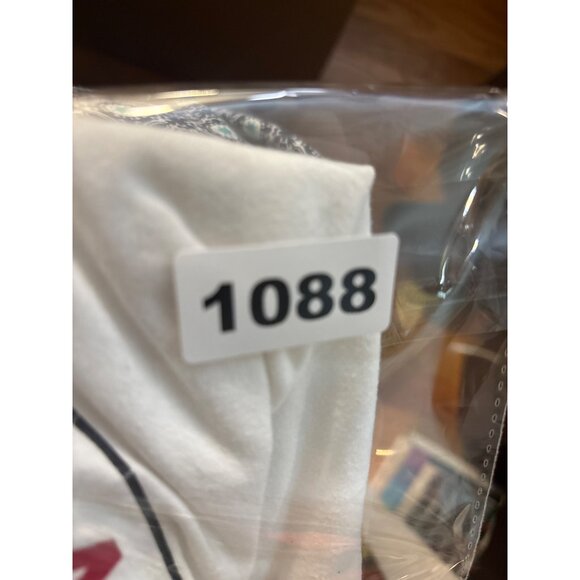 Aeropostale Stretch Graphic T-Shirt White & Red With Logo Print medium size - Picture 11 of 11